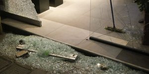 Βανδαλισμοί σε καταστήματα στην Κυψέλη/ Eurokinissi