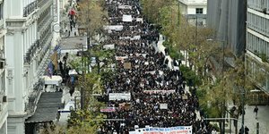 Πανεκπαιδευτικό για τα Τέμπη στο κέντρο της Αθήνας