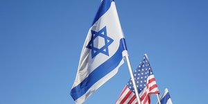 Σημαίες του Ισραήλ και των ΗΠΑ 
