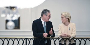 Κιρ Σταρμερ, Ουρσουλα φον ντερ Λάιεν 