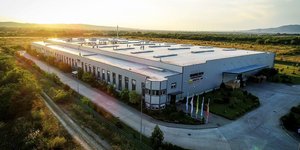 Εργοστάσιο ανταλλακτικών