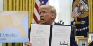 Ο Τραμπ επιδικνύει διάταγμα 