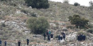 Φωτογραφία από το σημείο που εντοπίστηκε η σορός στον Τύρναβο