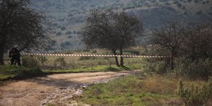 Έχει αποκλειστεί το σημείο όπου εντοπίστηκε η σορός