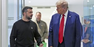 Οι πρόεδροι Ουκρανίας και ΗΠΑ, Βολόντιμιρ Ζελένσκι και Ντόναλντ Τραμπ