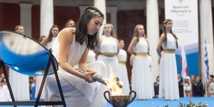 Αφή της Φλόγας της Ελπίδας των Παγκόσμιων Χειμερινών Αγώνων Special Olympics Τορίνο 2025, από την Πρωθιέρεια Ηλιάνα Συμεωνίδη