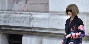 Γιατί έβγαλε τα γυαλιά της η Άννα Γουίντουρ