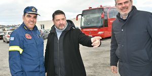 Στη Σαντορίνη ο Νίκος Χαρδαλιάς