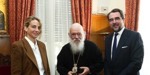 Στον Αρχιεπίσκοπο Ιερώνυμο ο Νικόλαος Ντε Γκρες και η Χρυσή Βαρδινογιάννη