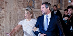 Χρυσή Βαρδινογιάννη, Νικόλαος Ντε Γκρες: Σε αυτήν την αποθήκη του Πειραιά έγινε η δεξίωση του γάμου