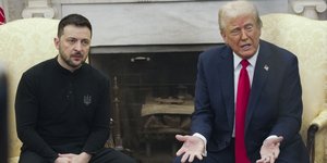 Βολοντίμιρ Ζελένσκι και Ντόναλντ Τραμπ στον Λευκό Οίκο