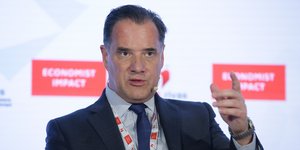 Ο υπουργός Υγείας Άδωνις Γεωργιάδης στο συνέδριο του Economist για τον καρκίνο