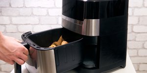 Air fryer με φαγητό