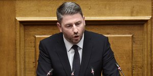 Ανδρουλάκης: Η παρέα του Μαξίμου γνωρίζει τα πάντα για την τραγωδία των Τεμπών -Είστε κυβέρνηση σε αποδρομή