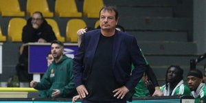 Ο προπονητής του Παναθηναϊκού AKTOR, Εργκίν Αταμάν