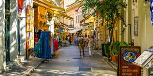 Βόλτα στην Πλάκα
