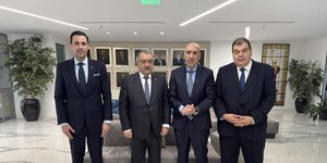 μπρατακος ομαδικη