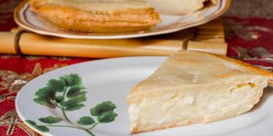 Η Buko, μια πίτα καρύδας από τις Φιλιππίνες, περιλαμβάνει τρυφερή καρύδα σε μια κρεμώδη γέμιση