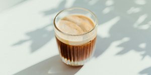 Ποιες τροφές βοηθούν να διώξετε το βουητό από τα αυτιά