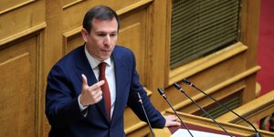 ο κοινοβουλευτικός τομεάρχης Εσωτερικών του ΠΑΣΟΚ και συνταγματολόγος, Παναγιώτης Δουδωνής