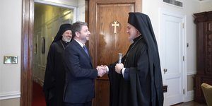 Ο Νίκος Ανδρουλάκης με τον Αρχιεπίσκο Αμερικής Ελπιδοφόρο
