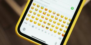 Emoji σε κινητό