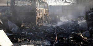 Υπό μερικό έλεγχο η φωτιά στον Ταύρο