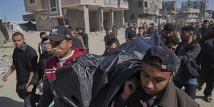 νεκρος σε σακο στη γαζα