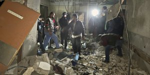 Το βομβαρδισμένο νοσοκομείο Νάσερ στη Χαν Γιούνις στη Γάζα