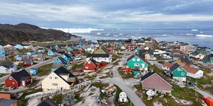 γροιλανδια χρωματιστα σπιτια