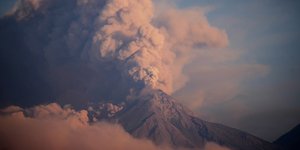 Ισχυρή έκρηξη ηφαιστείου στη Γουατεμάλα