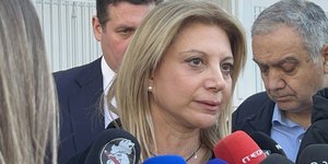 Η Μαρία Καρυστιανού, Λάρισα