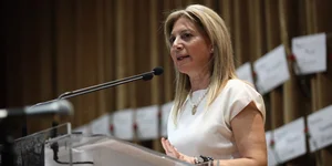 Η Μαρία Καρυστιανού σε ομιλία στο Πάντειο