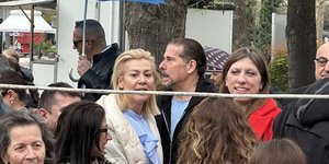 Η Ζωή Κωνσταντοπούλου στην παρέλαση στη Λάρισα