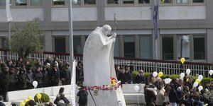 Το νοσοκομείο όπου νοσηλεύεται ο πάπας Φραγκίσκος