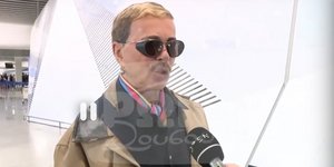 Λάκης Γαβαλάς 