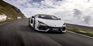 Lamborghini Revuelto