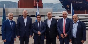 Θεοδωρικάκος,Σεζουρνέ, Μυτιληναίος και Τσιόδρας στις εγκαταστάσεις της Metlen