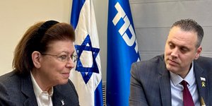 Η Υπουργός Πολιτισμού Λίνα Μενδώνη με τον Υπουργό Πολιτισμού  και Αθλητισμού του Ισραήλ Miki Zohar.