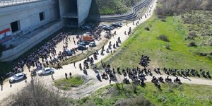 Μηχανοκίνητη πορεία στα Τέμπη