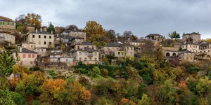 Το ορεινό χωριό Μονοδένδρι στα Ζαγοροχώρια 