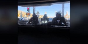 Μοτοσυκλέτες χωρίς πινακίδες 