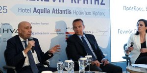 Ο πρόεδρος του ΕΒΕΑ Γιάννης Μπρατάκος 