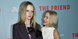 Η Ναόμι Γουότς με το 16χρονο παιδί της