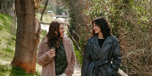 Ναταλία Δραγούμη και Κλειώ Ρόμπερτς