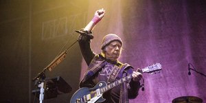 Ο θρυλικός Νιλ Γιανγκ σε συναυλία