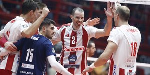 Ολυμπιακός-Γιαστρέμπσκι, CEV Champions League