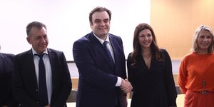 Κυριάκος Πιερρακάκης και Σοφία Ζαχαράκη