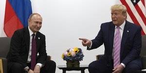 Ο Βλαντιμιρ Πούτιν με τον Ντόναλντ Τραμπ