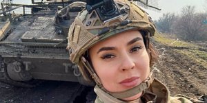 Ρωσίδα πολεμική ανταποκρίτρια σκοτώθηκε από νάρκη όταν έκανε ρεπορτάζ για τη σύγκρουση στην Ουκρανία